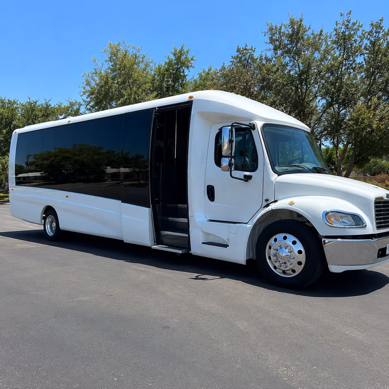 how the type of bus you choose changes the price in los banos california