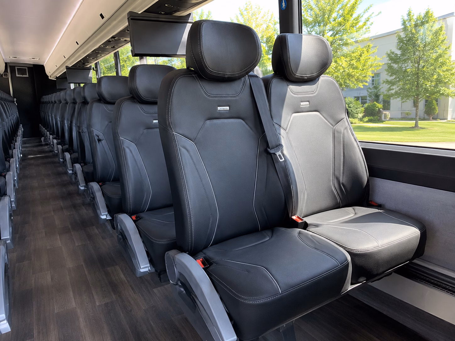 long distance charter buses from los banos to sacramento and las vegas
