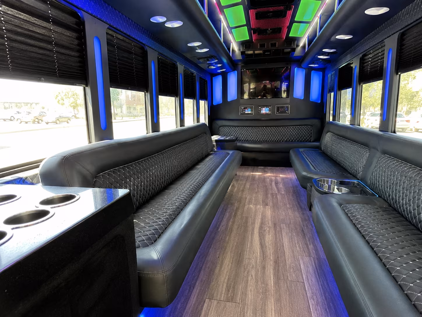 los banos 15 passenger party bus inside