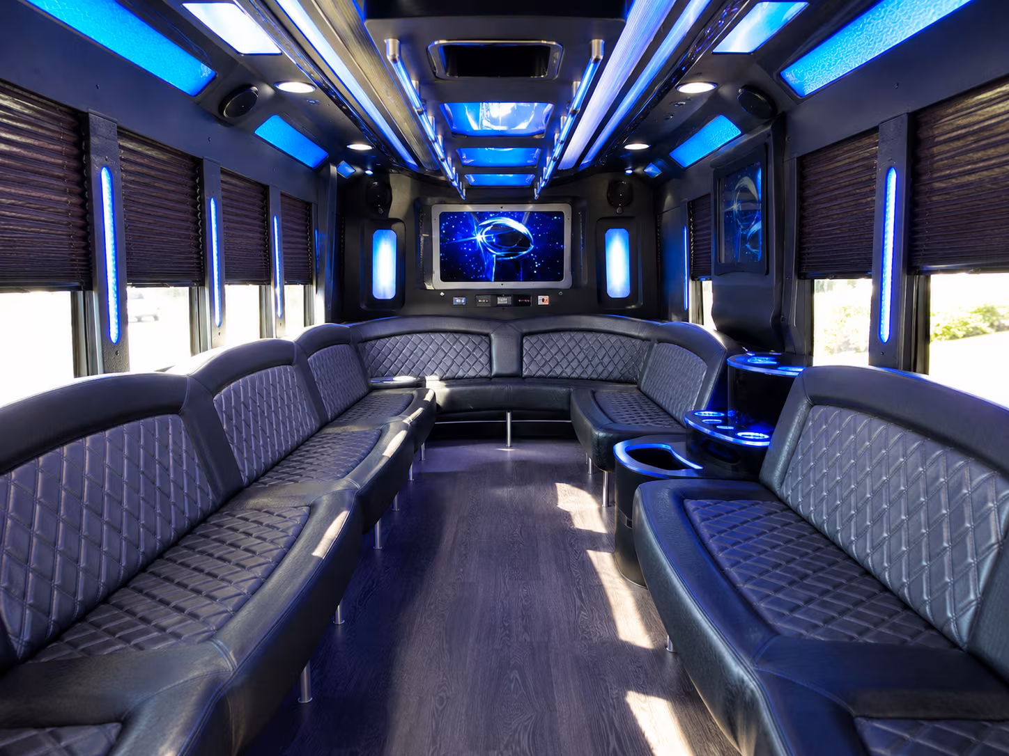 los banos 28 passenger party bus inside