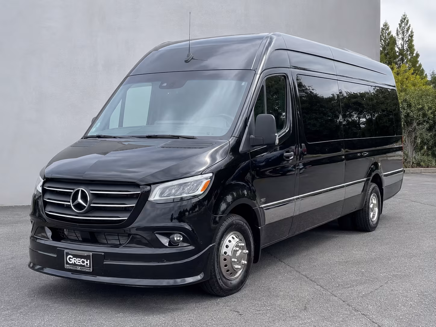 los banos concert transportation onboard seating