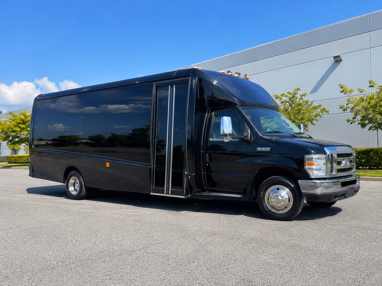 los banos wedding party bus rental