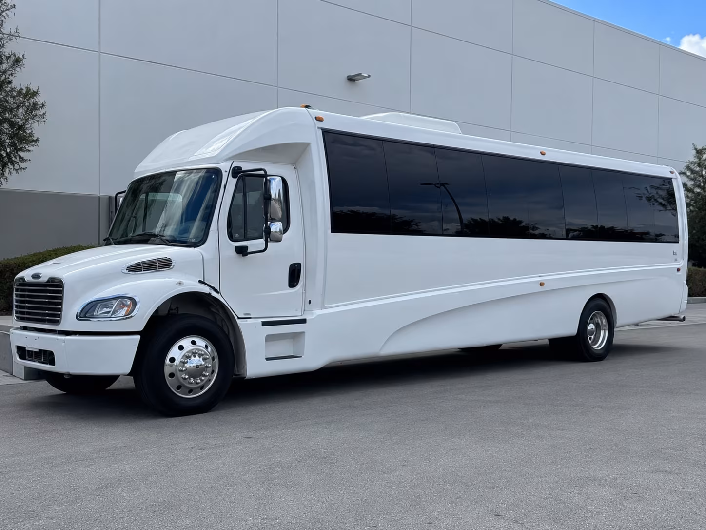 manteca book your manteca sporting event charter bus rental