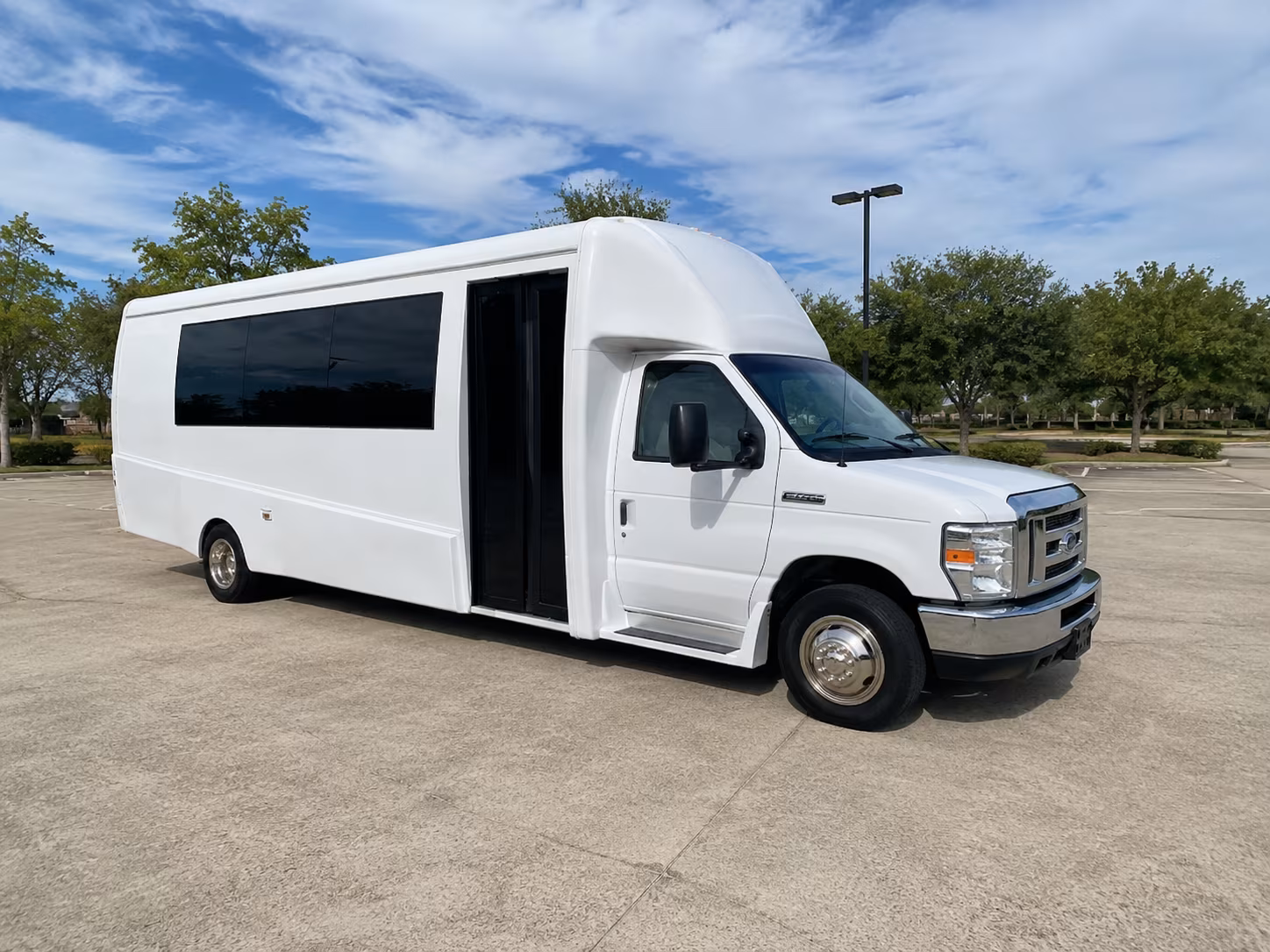 manteca los banos charter buses