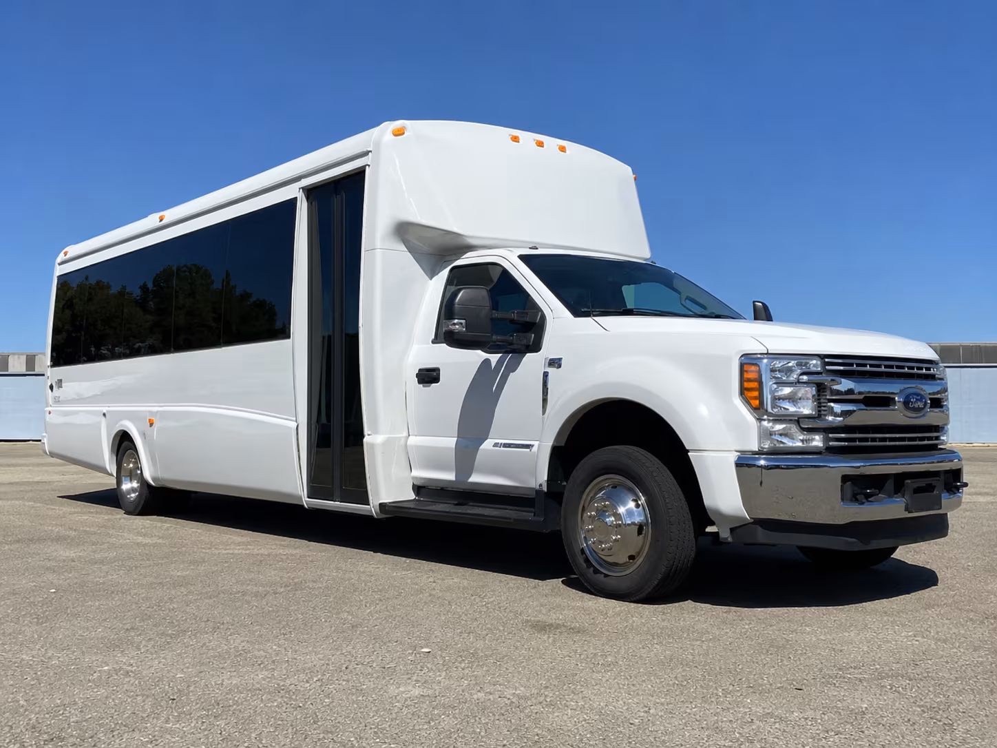 merced prom charter bus rentals in merced