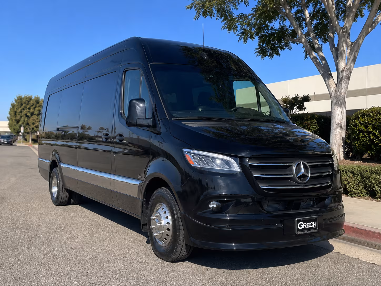 modesto seamless shuttles to every modesto private event