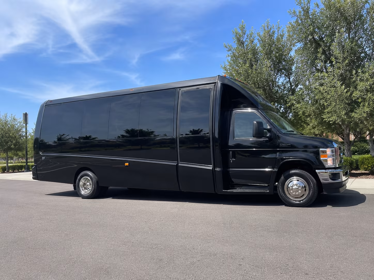modesto streamlined school field trip transportation in modesto