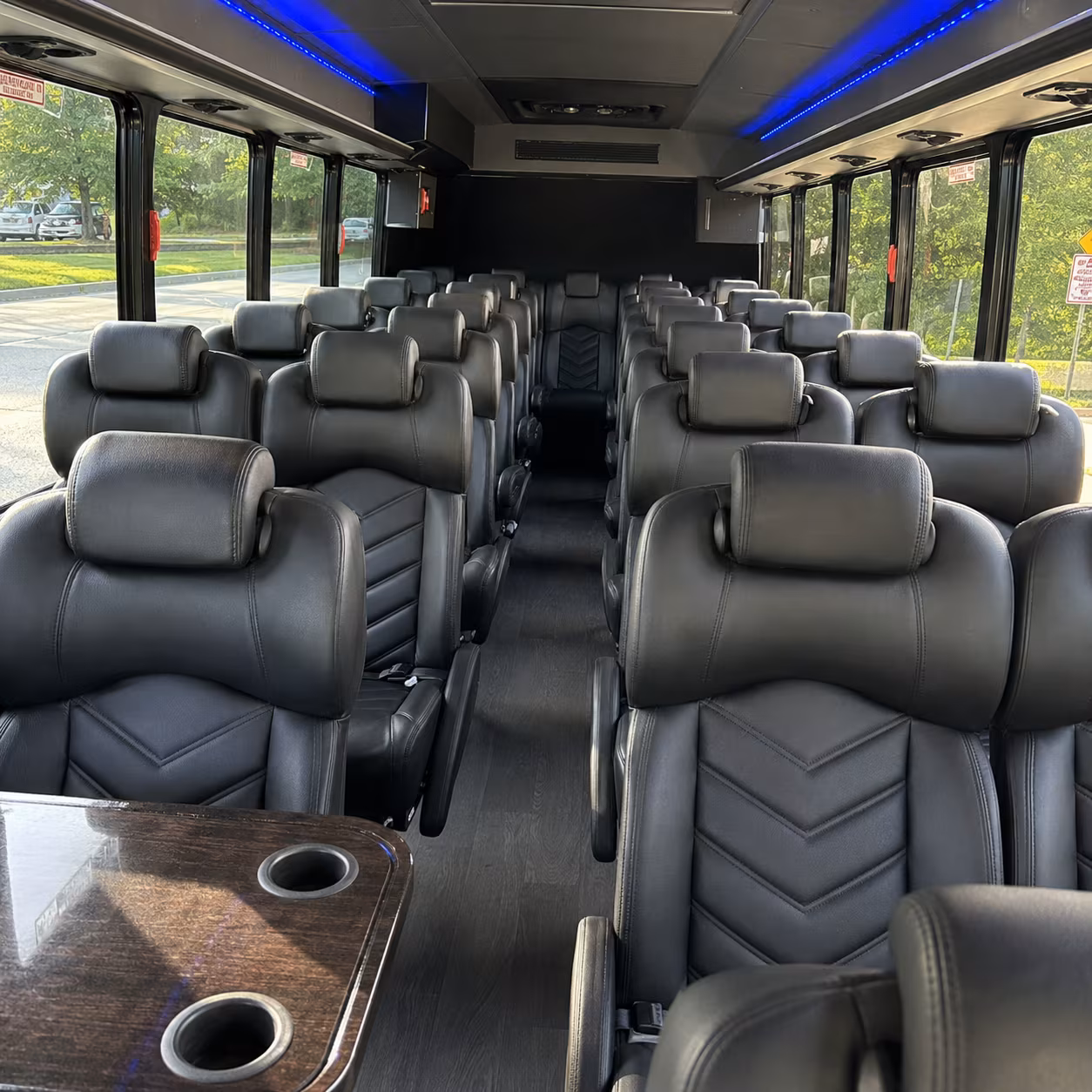 salinas discreet military and government shuttles for your group
