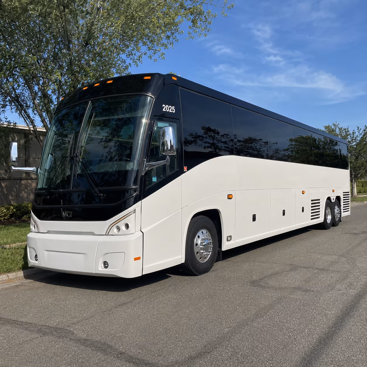 salinas keep your wine tour group together with a salinas charter bus