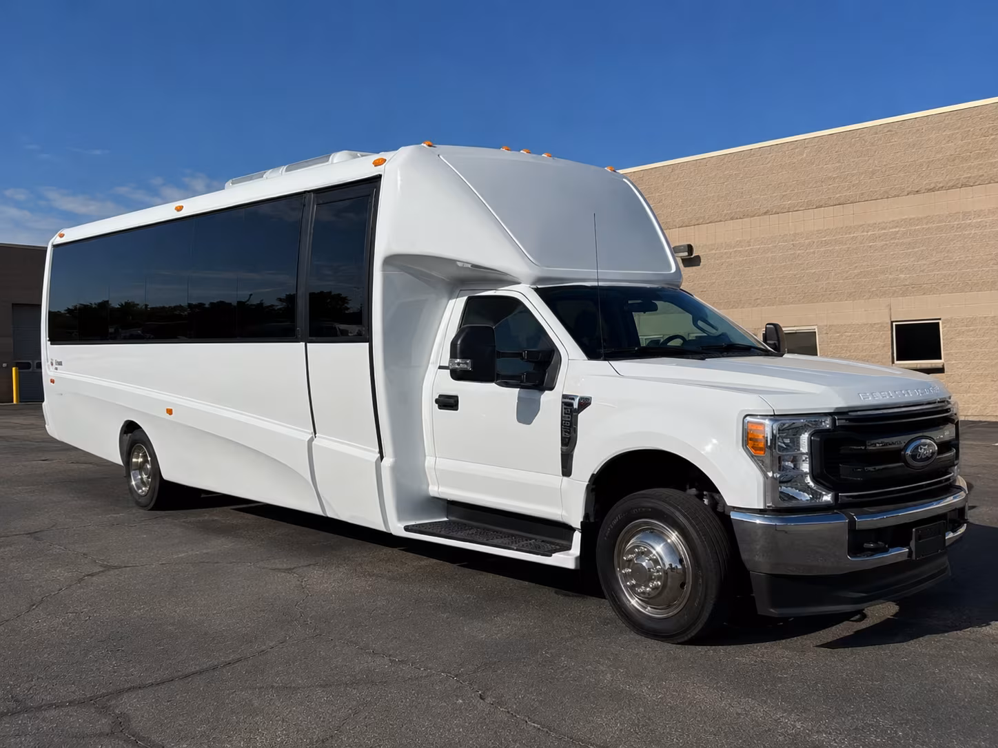 salinas prom bus rentals in salinas