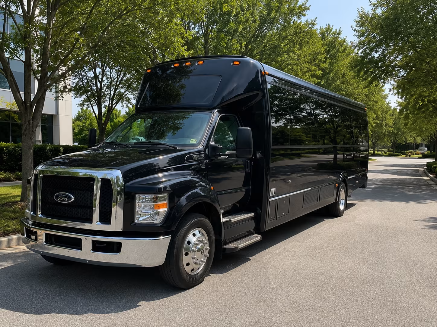 tracy los banos charter buses